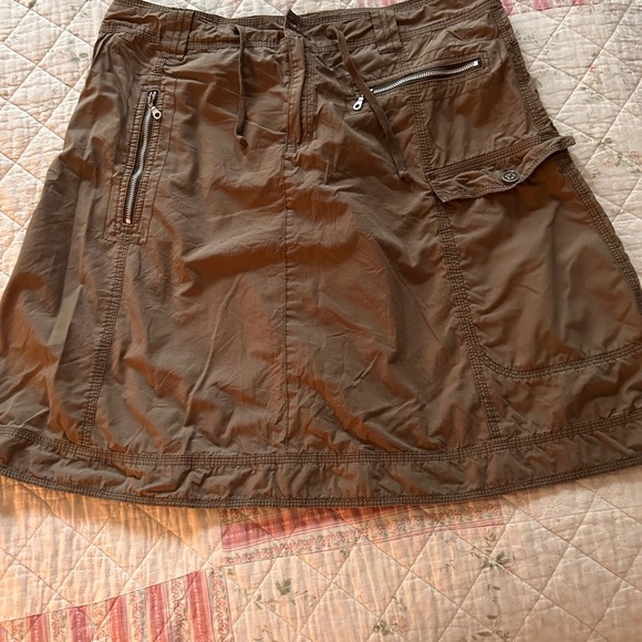 Part Two utility cargo style multiple pockets and zippers- new or like new - Picture 1 of 14